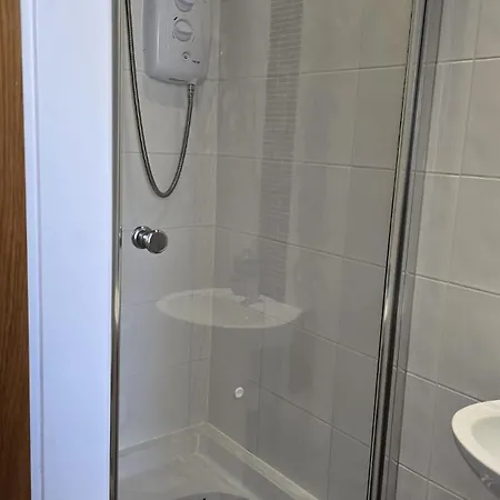 Lot 1 The Old Auction Apartment