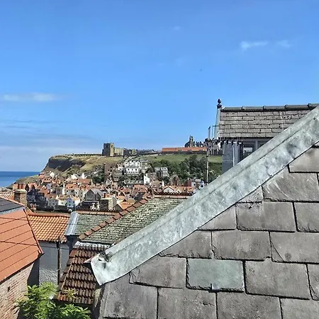 Lot 1 The Old Auction Apartment *