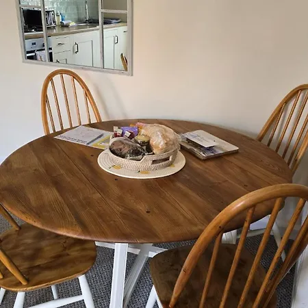 Daire Lot 1 The Old Auction