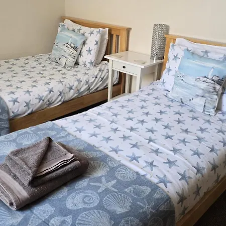 Lot 1 The Old Auction *